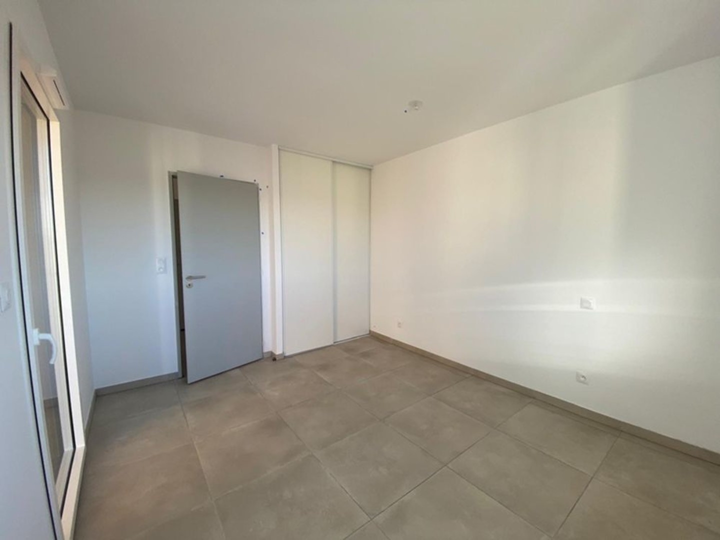 Appartement à vendre - 2 pièces - 43m2 - Sérignan (34410)