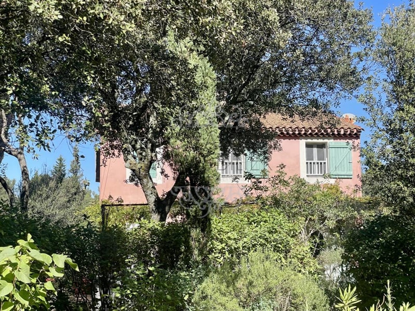 Maison au calme absolu à AIX-EN-PROVENCE - LES PINCHINATS