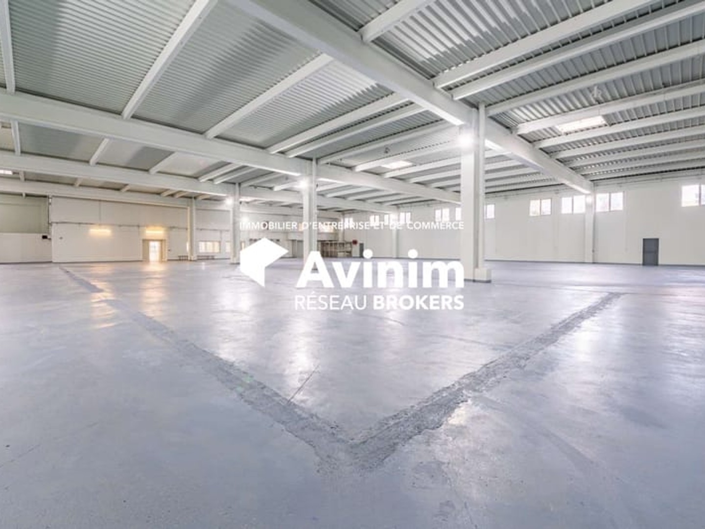 Immeuble industriel 1890 m²
