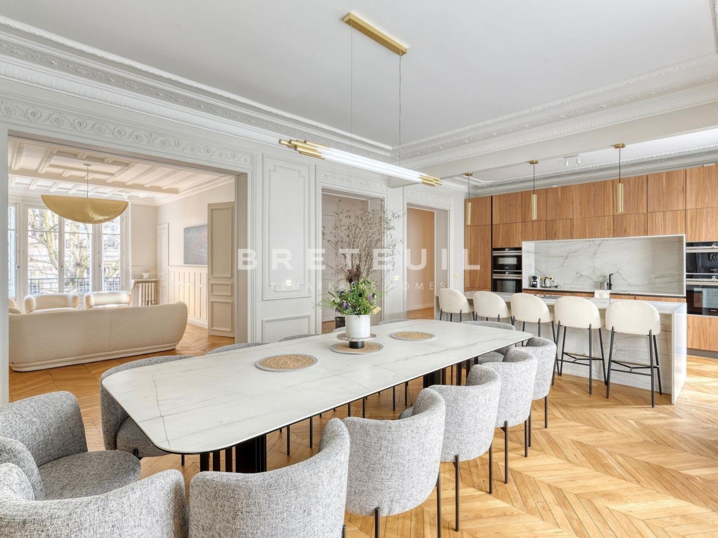 Appartement à vendre - 8 pièces - 194m2 - Paris 16e (75016)