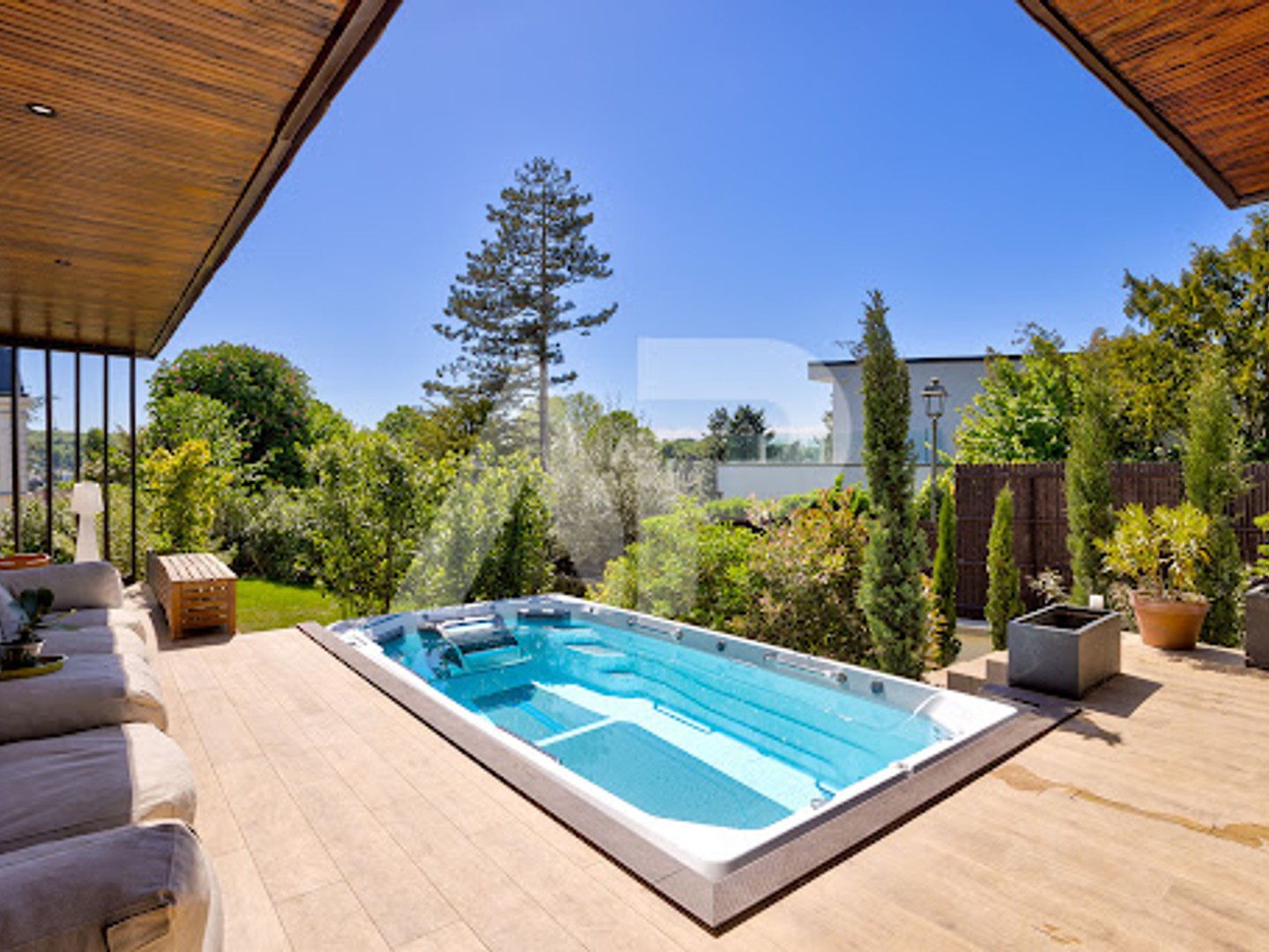 Maison 6 pièces 283 m²