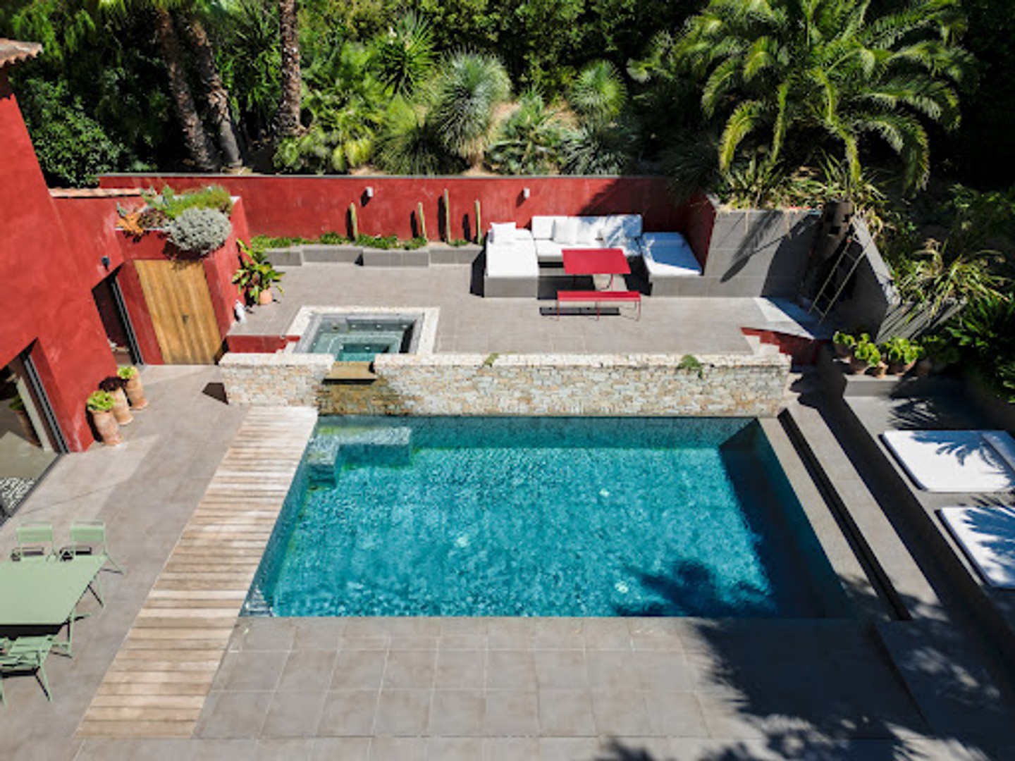Maison à vendre - 12 pièces - 402m2 - Toulon (83000)