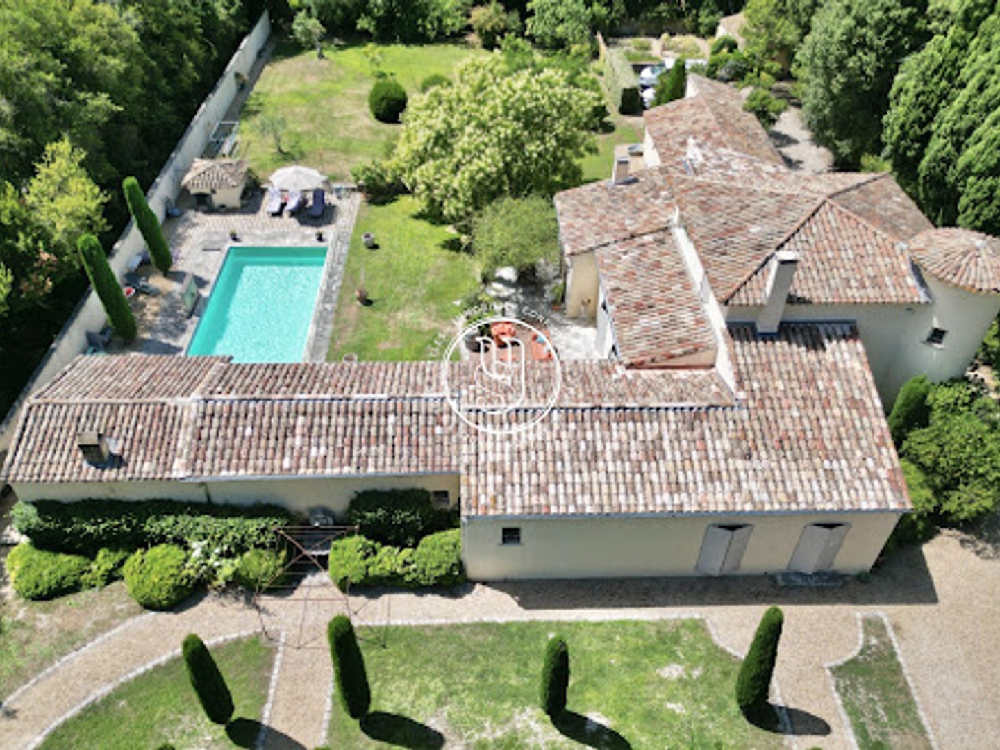 Maison 7 pièces 260 m²