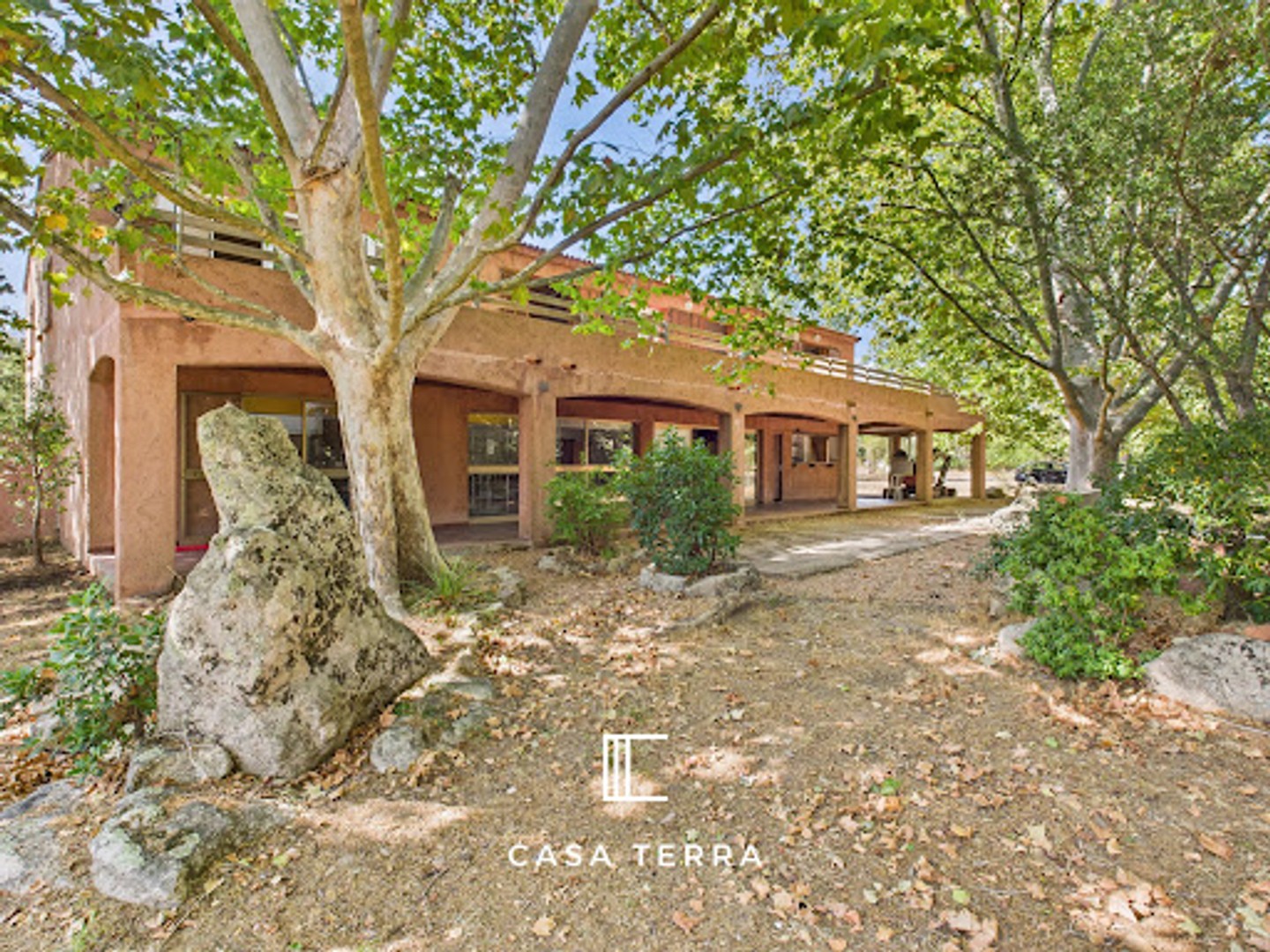 Propriété 22 pièces 455 m²