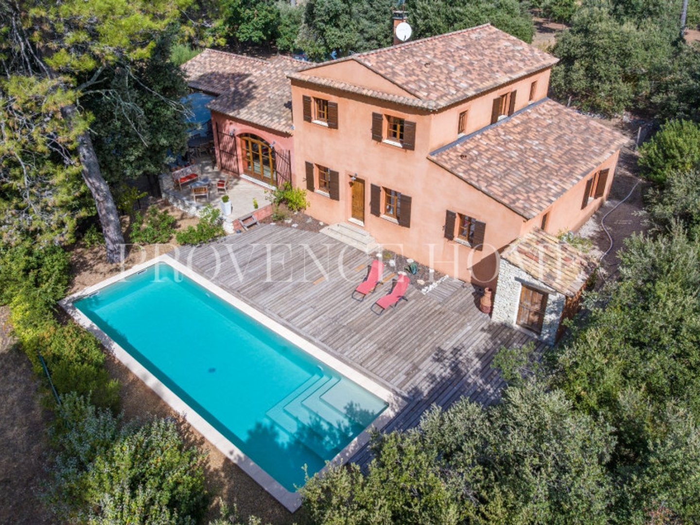 Propriété 6 pièces 224 m²