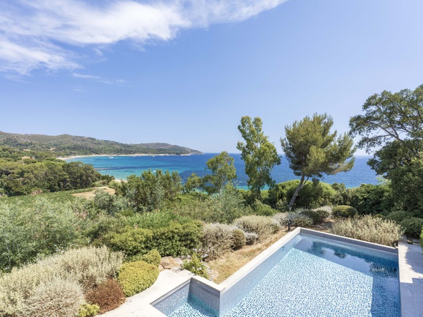 Villa 7 pièces 300 m²