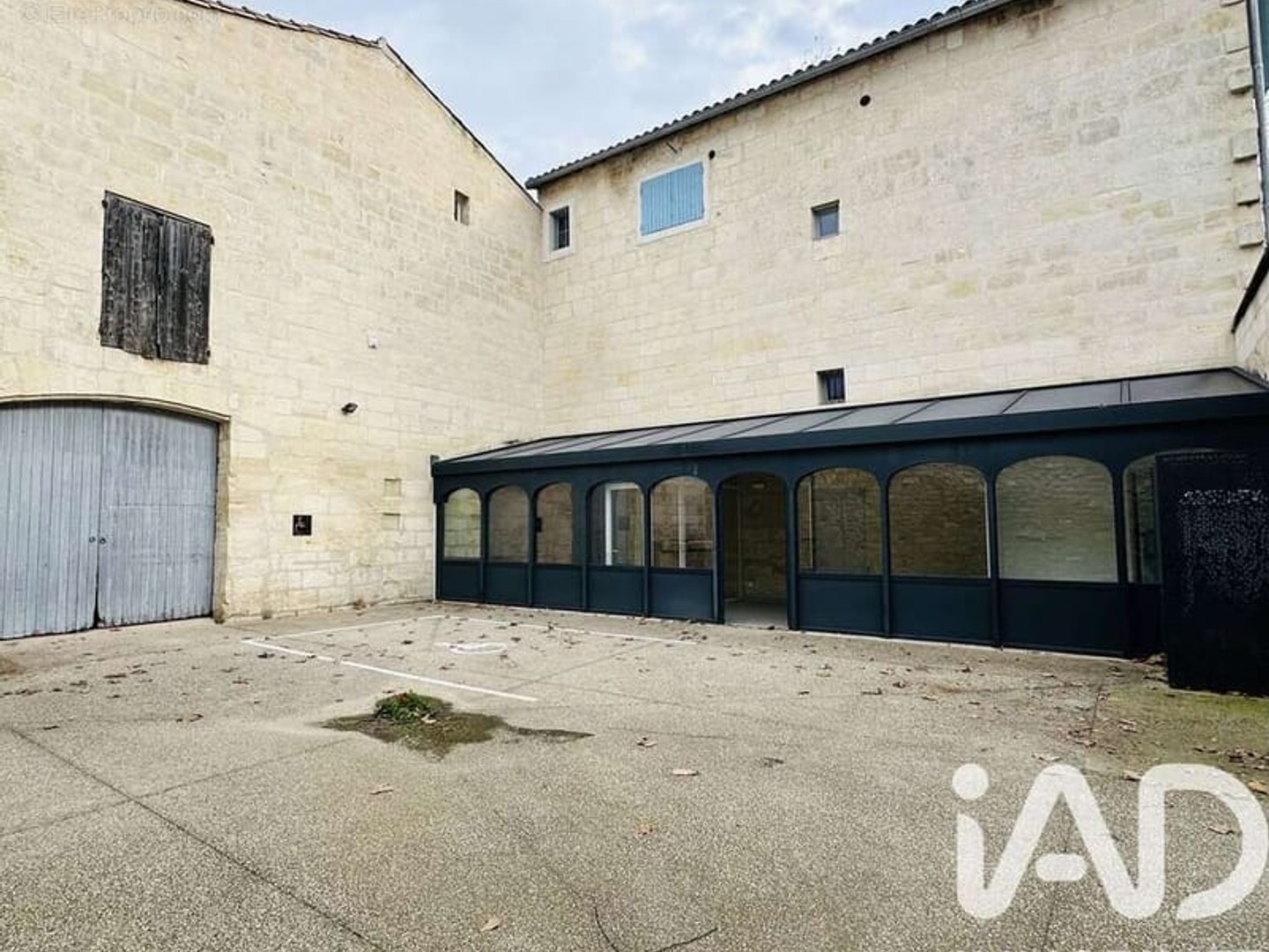 Appartement à vendre - 227m2 - Beaucaire (30300)