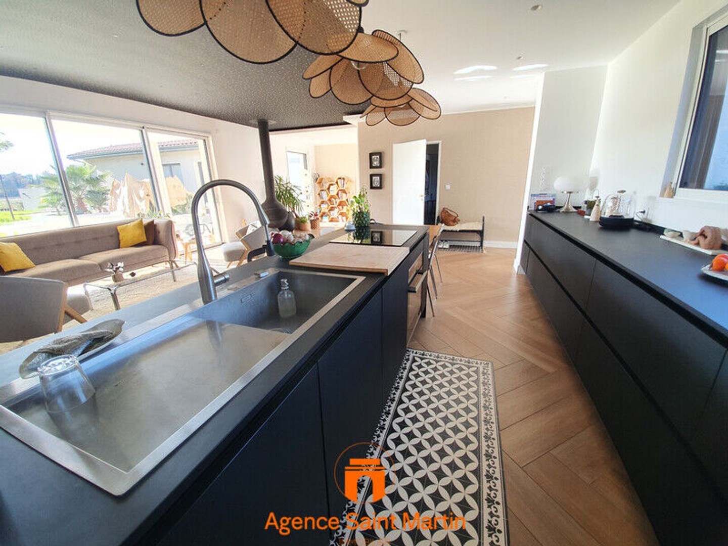 Immeuble à vendre - 8 pièces - 255m2 - Montélimar (26200)