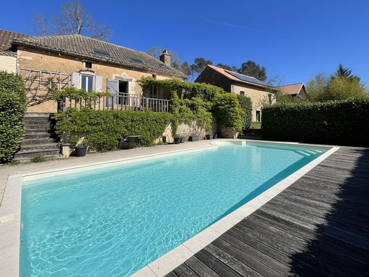 Maison à vendre - 8 pièces - 200m2 - Villefranche-Du-P... (24550)