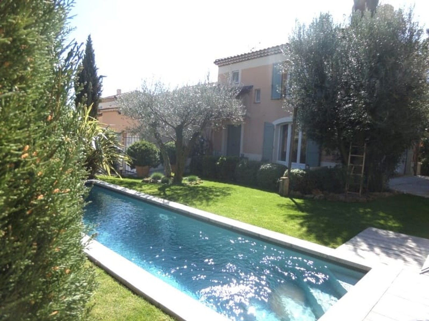 Maison à vendre - 5 pièces - 586m2 - Marseille 11e (13011)