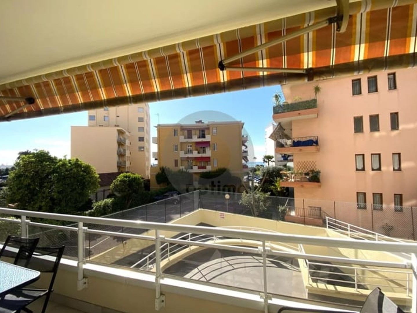Appartement à vendre - 1 pièce - 45m2 - Roquebrune-Cap-Ma... (06190)