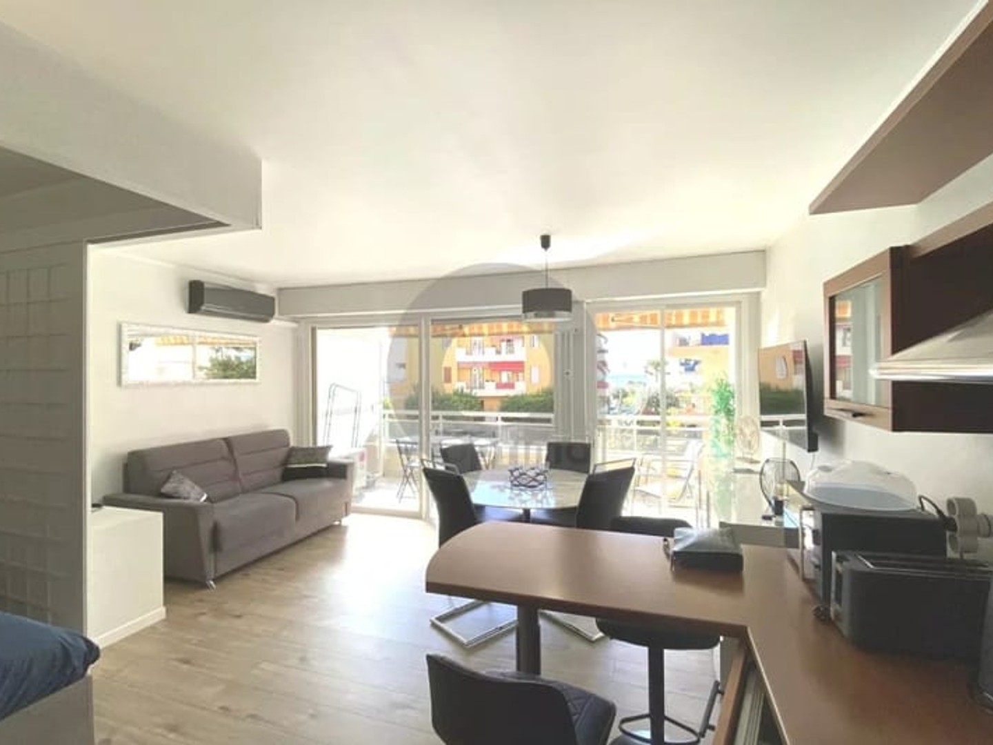 Appartement à vendre - 1 pièce - 45m2 - Roquebrune-Cap-Ma... (06190)