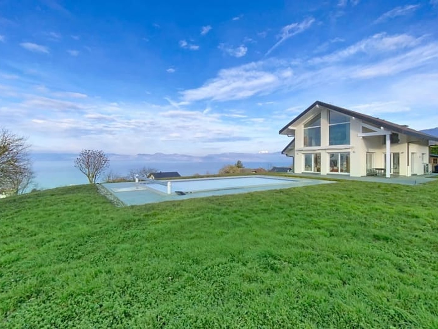 LUGRIN - Villa de 259€ habitable- Vue lac panoramique - 5 chambres
