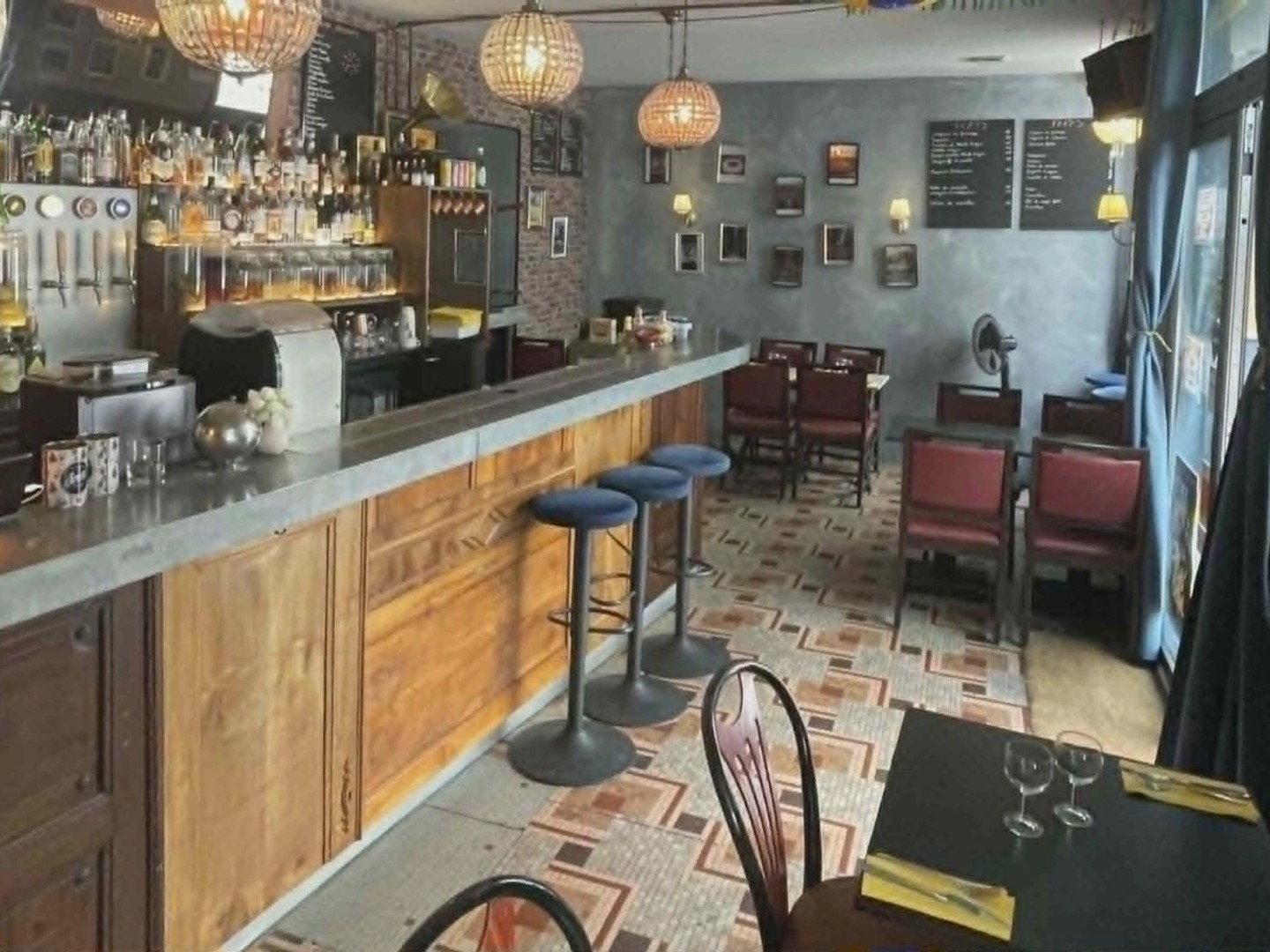 Magasin à vendre - 4 pièces - 100m2 - Nantes (44000)