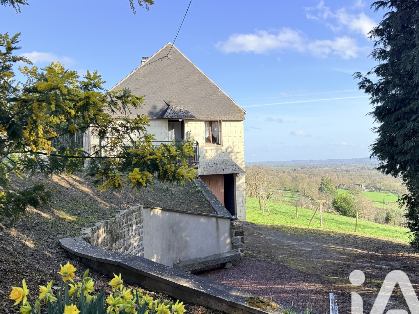 Maison à vendre - 4 pièces - 80m2 - Mortain-Bocage (50140)