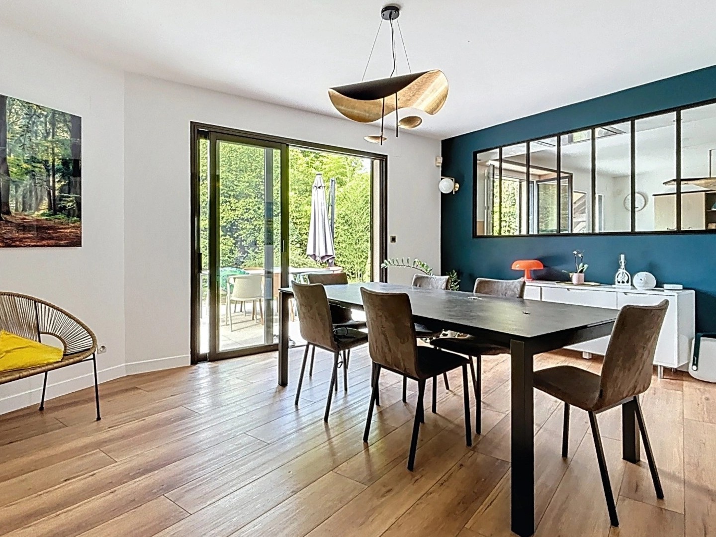 Maison 10 pièces 330 m²