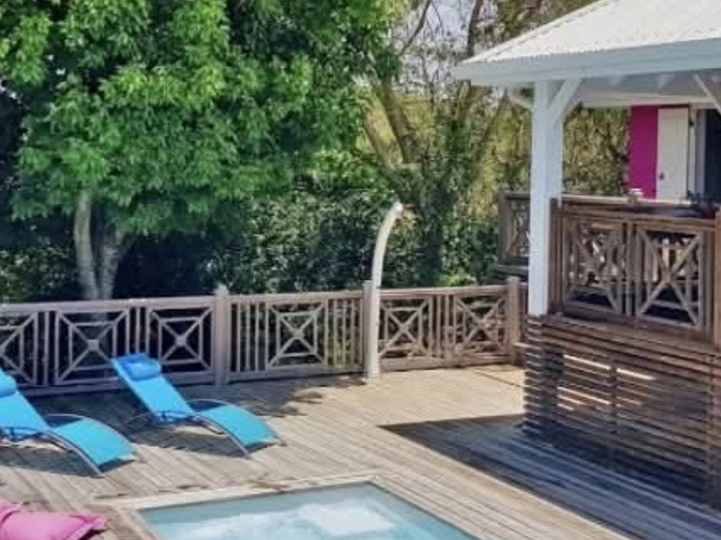 Maison à vendre - 5 pièces - 150m2 - Saint-François (97118)