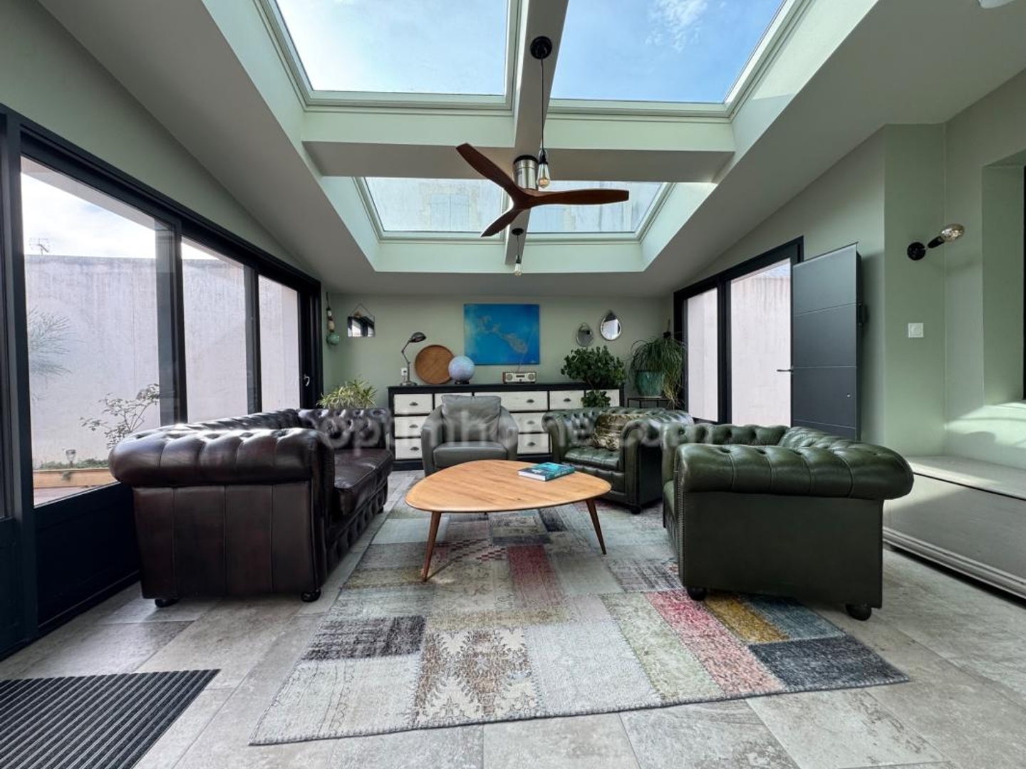 Immeuble à vendre - 6 pièces - 212m2 - La Flotte (17630)