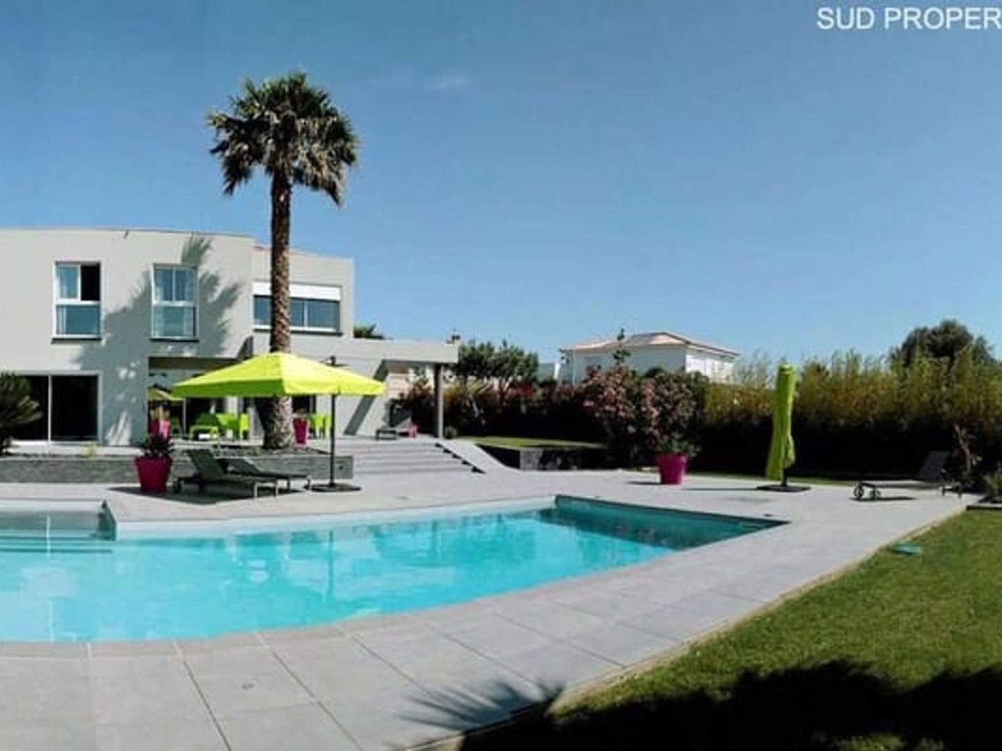 Maison à vendre - 7 pièces - 218m2 - Perpignan (66000)