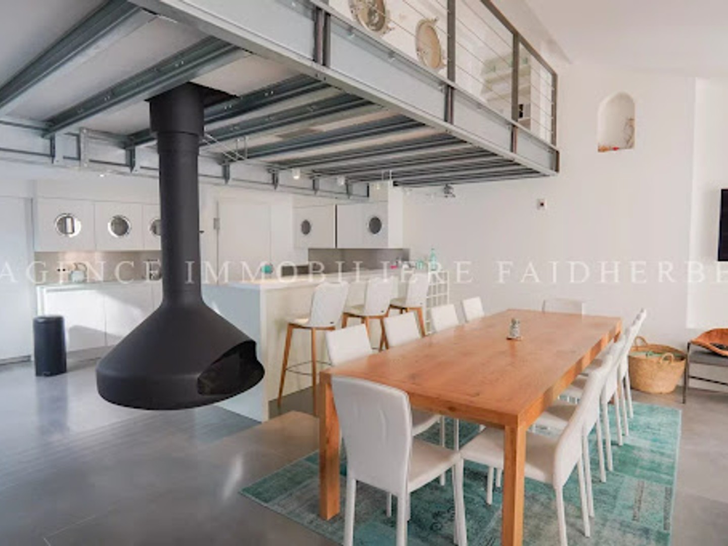 Appartement à vendre - 5 pièces - 121m2 - Saint-Tropez (83990)