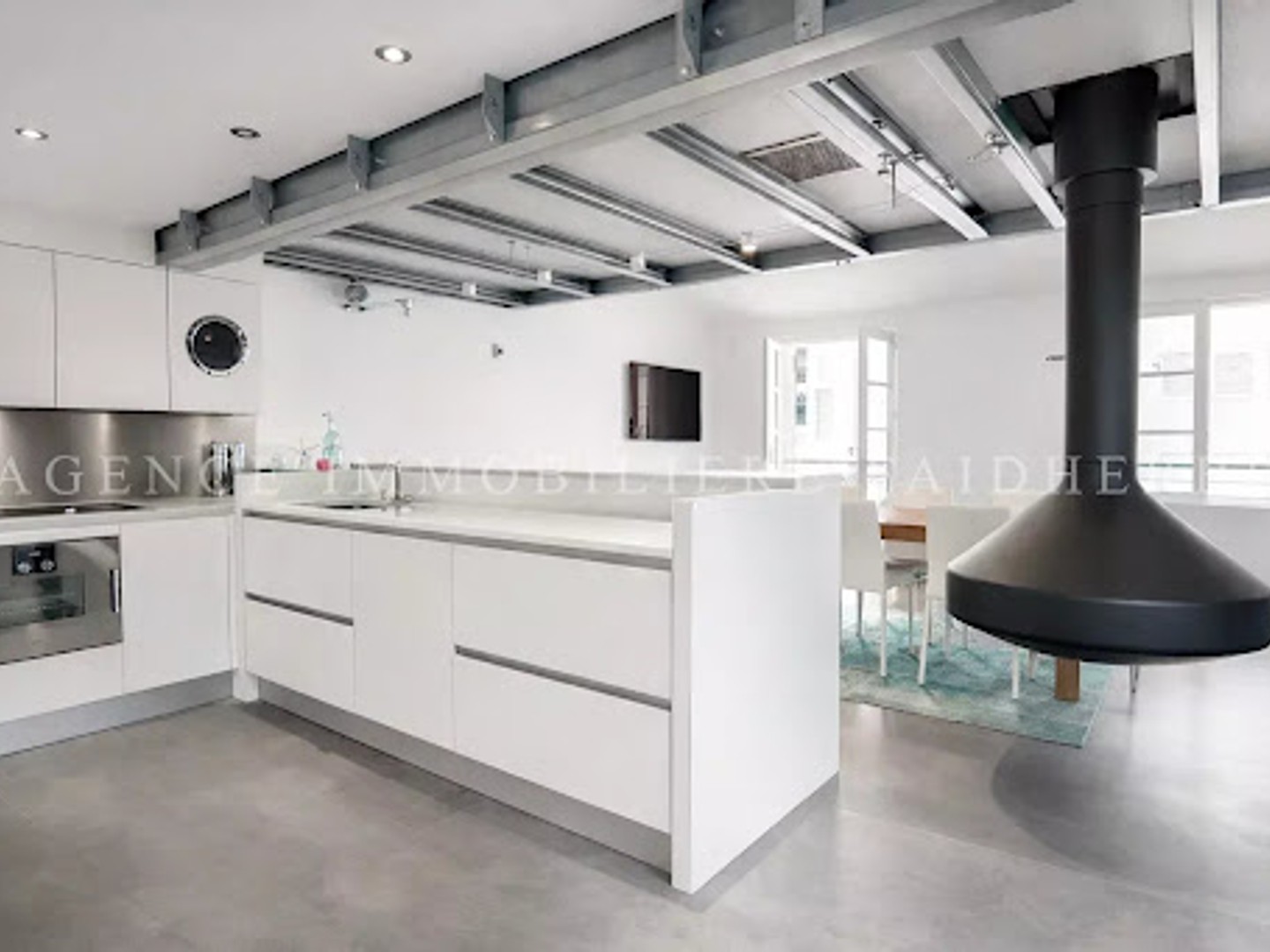 Appartement à vendre - 5 pièces - 121m2 - Saint-Tropez (83990)