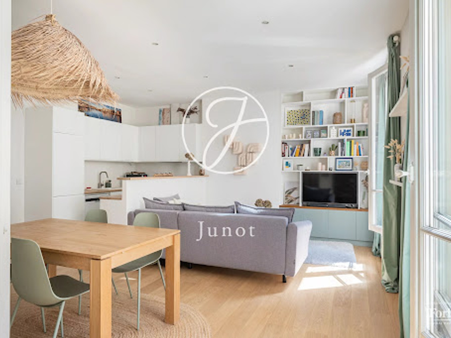 Appartement à vendre - 2 pièces - 56m2 - Paris 9e (75009)