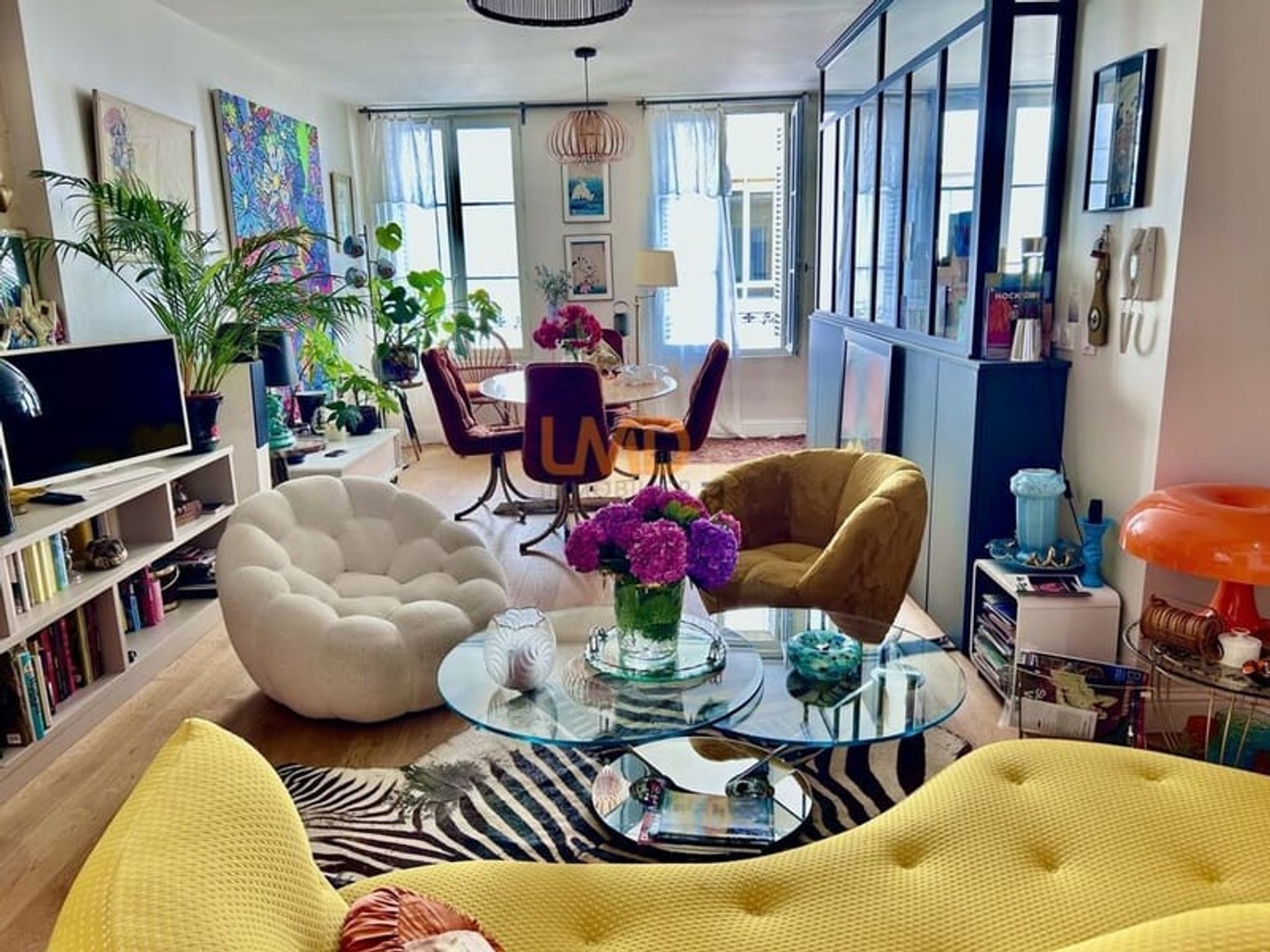 bdx centre,duplex, traversant,calme,lumieux,terrasse
