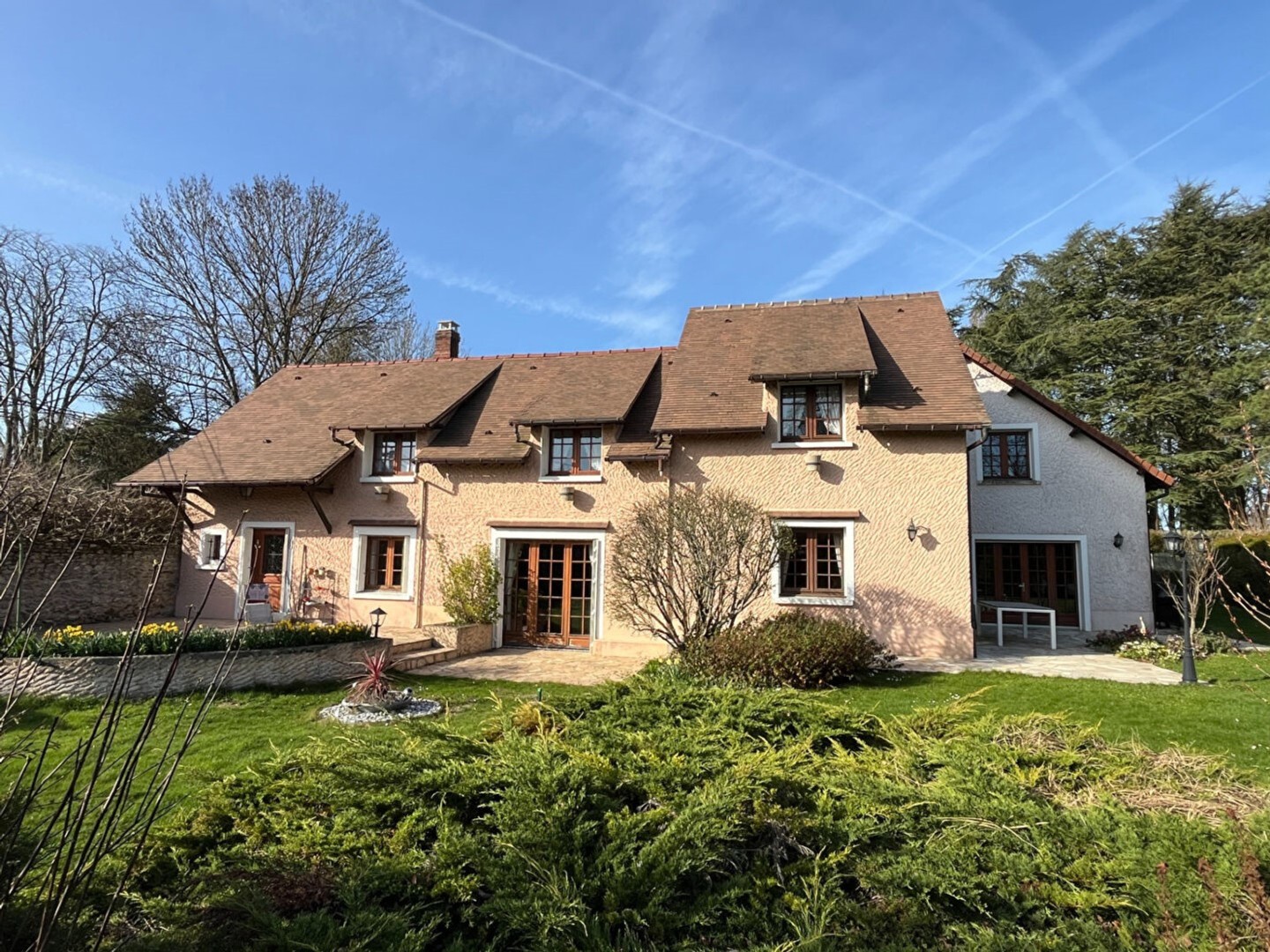 VENTE PROPRIETE DE CARACTERE SECTEUR LES MESNULS