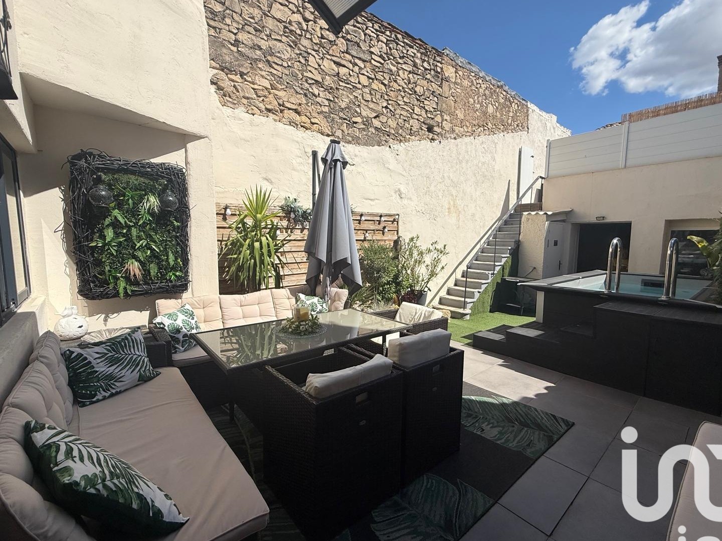 Maison à vendre - 5 pièces - 124m2 - Milhaud (30540)