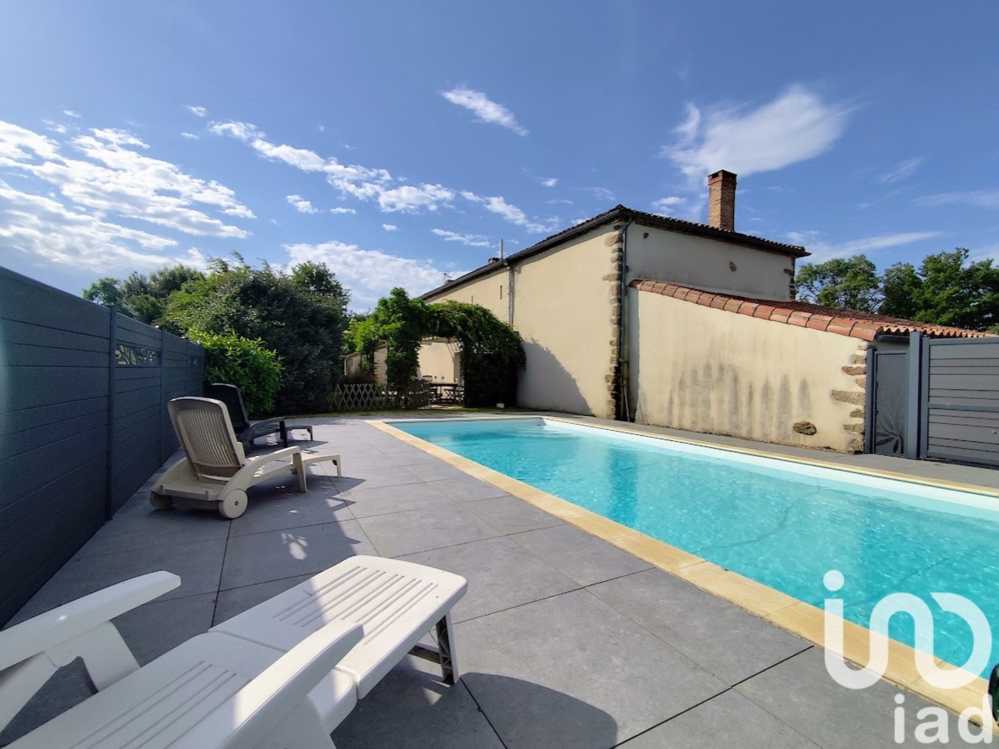 Maison à vendre - 6 pièces - 180m2 - Chiché (79350)