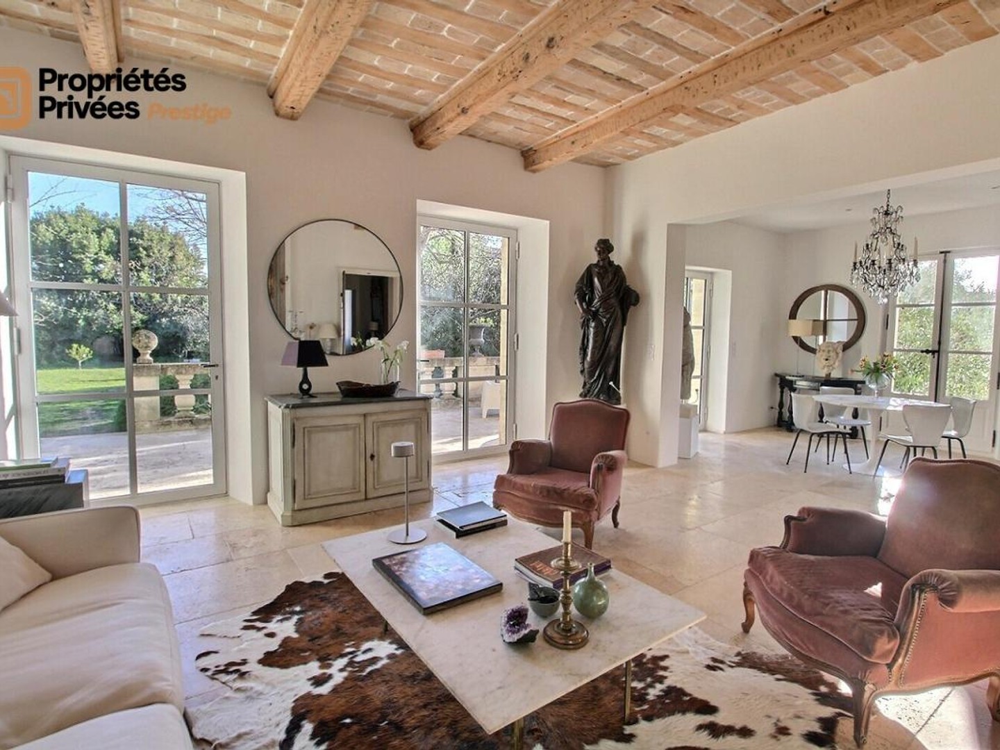 Maison à vendre - 10 pièces - 434m2 - Uzès (30700)