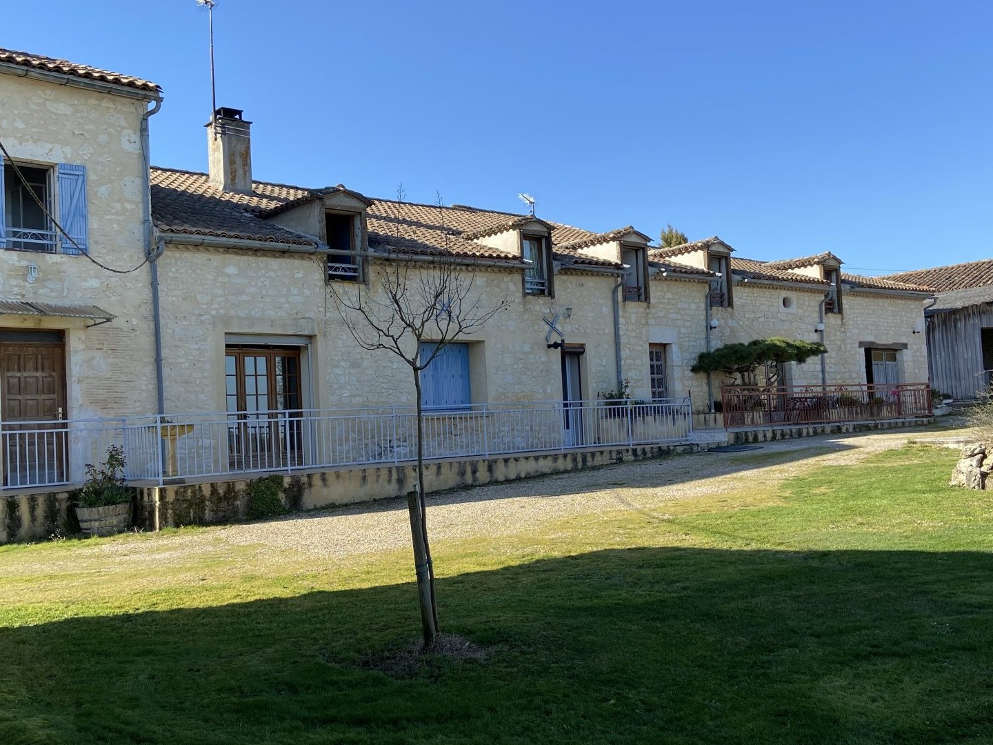 Maison 23 pièces 352 m²