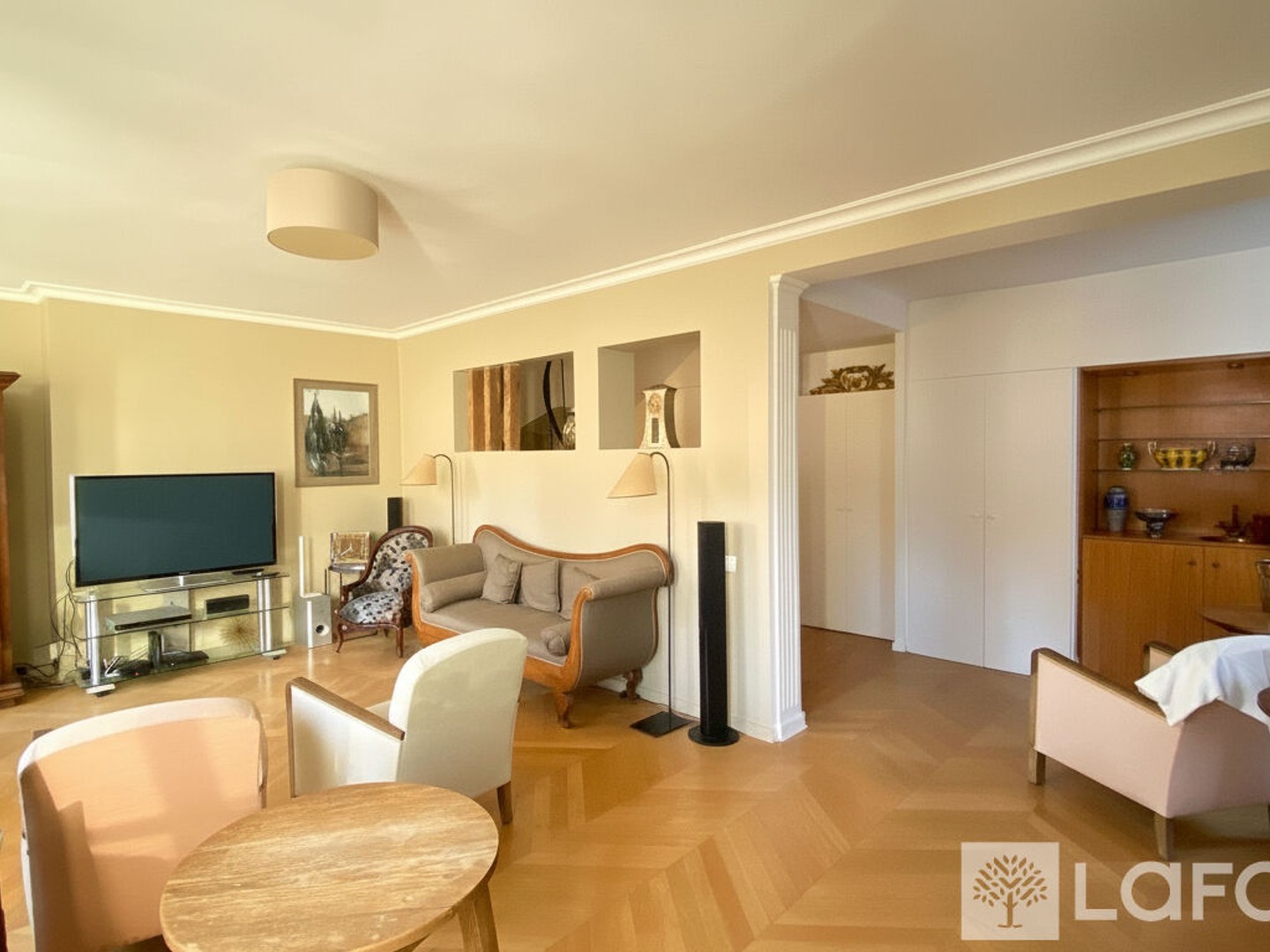 Maison 10 pièces 269 m²