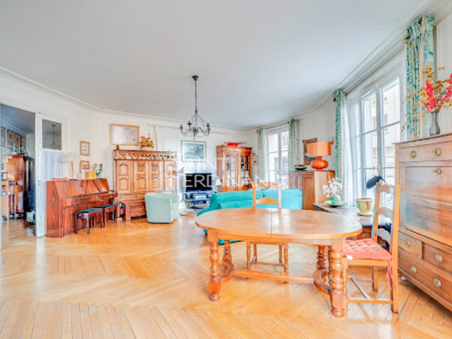 Appartement 5 pièces 181 m²