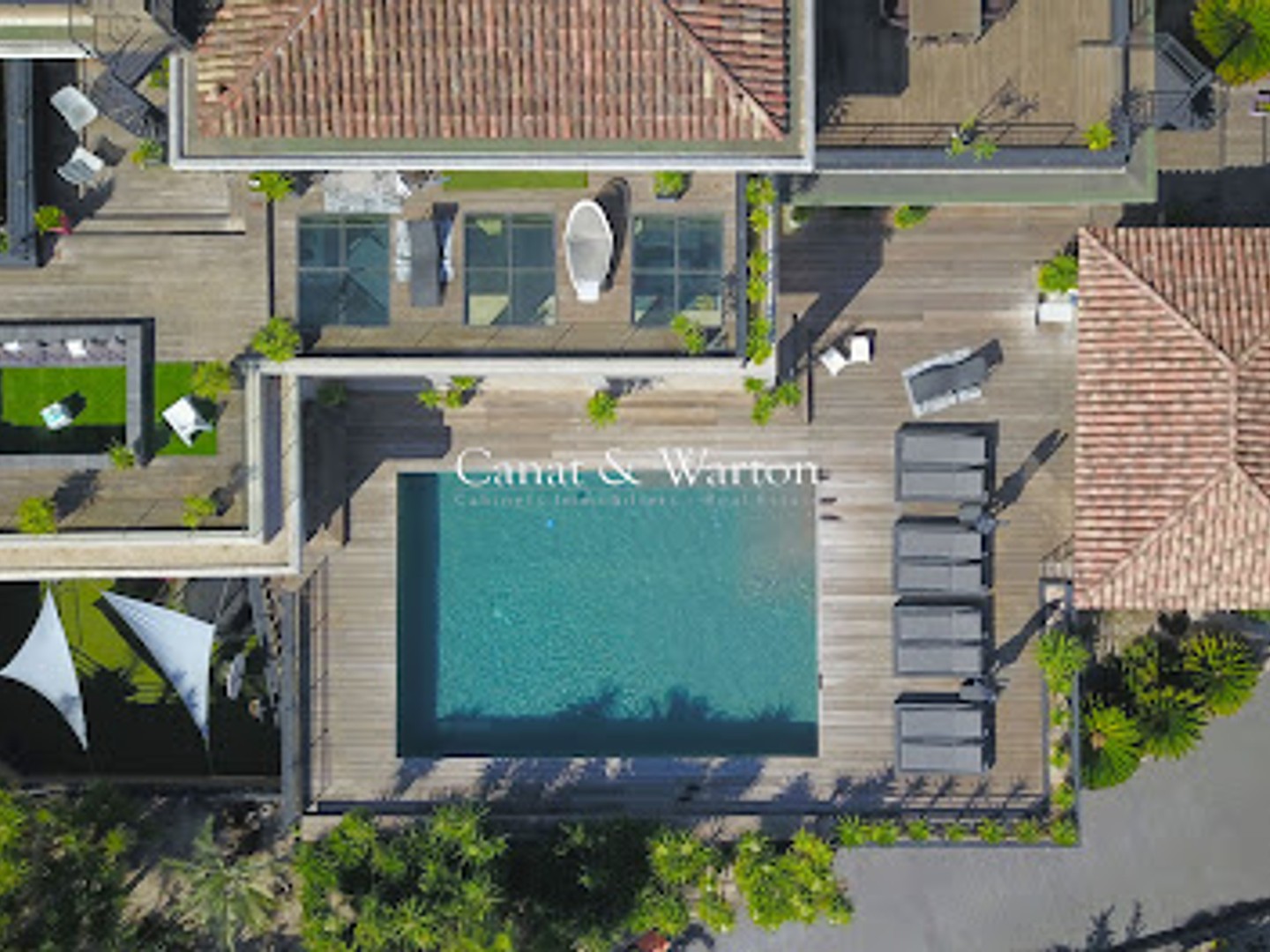 Villa 8 pièces 470 m²