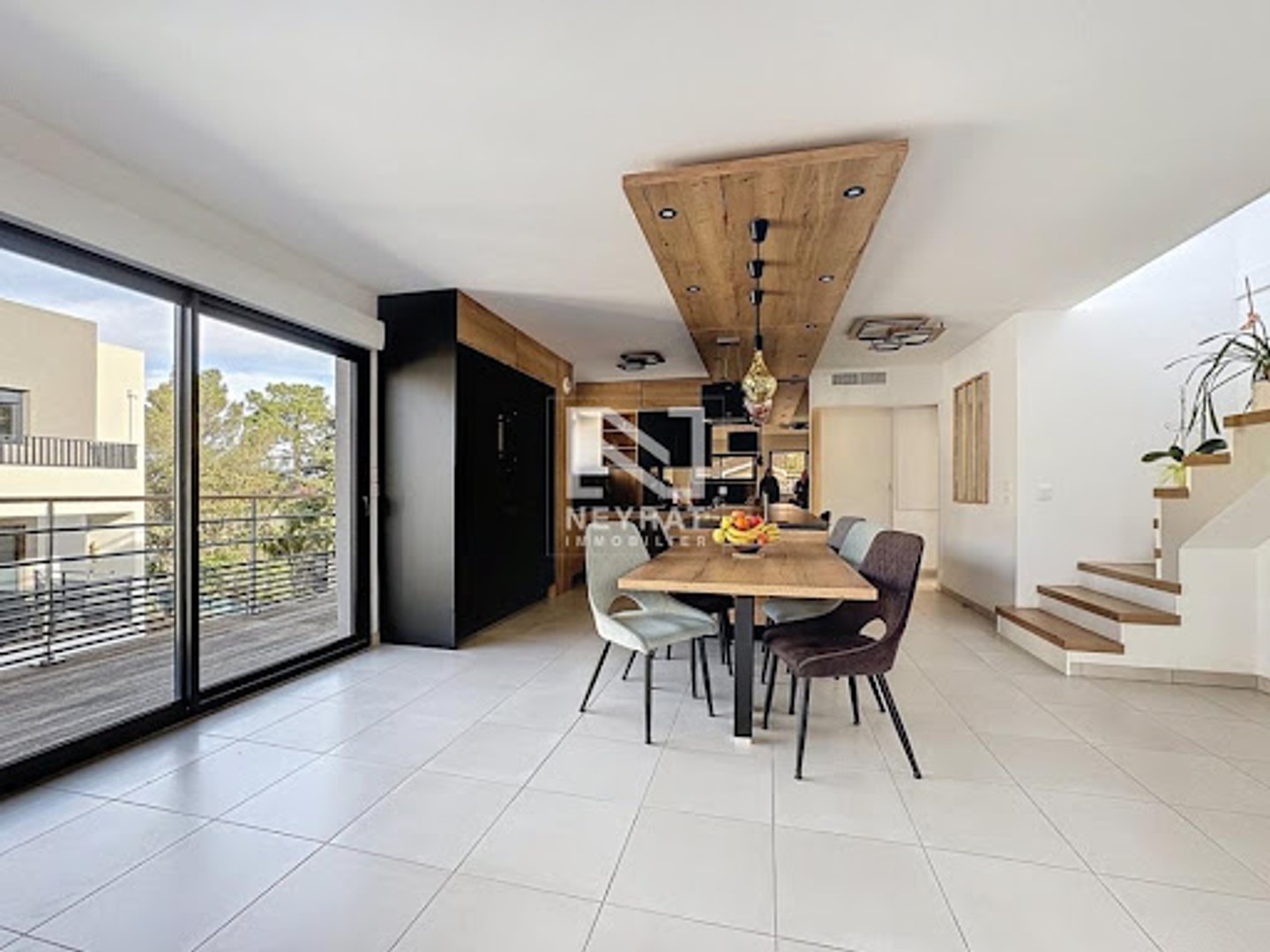 Appartement à vendre - 4 pièces - 111m2 - Fréjus (83370)