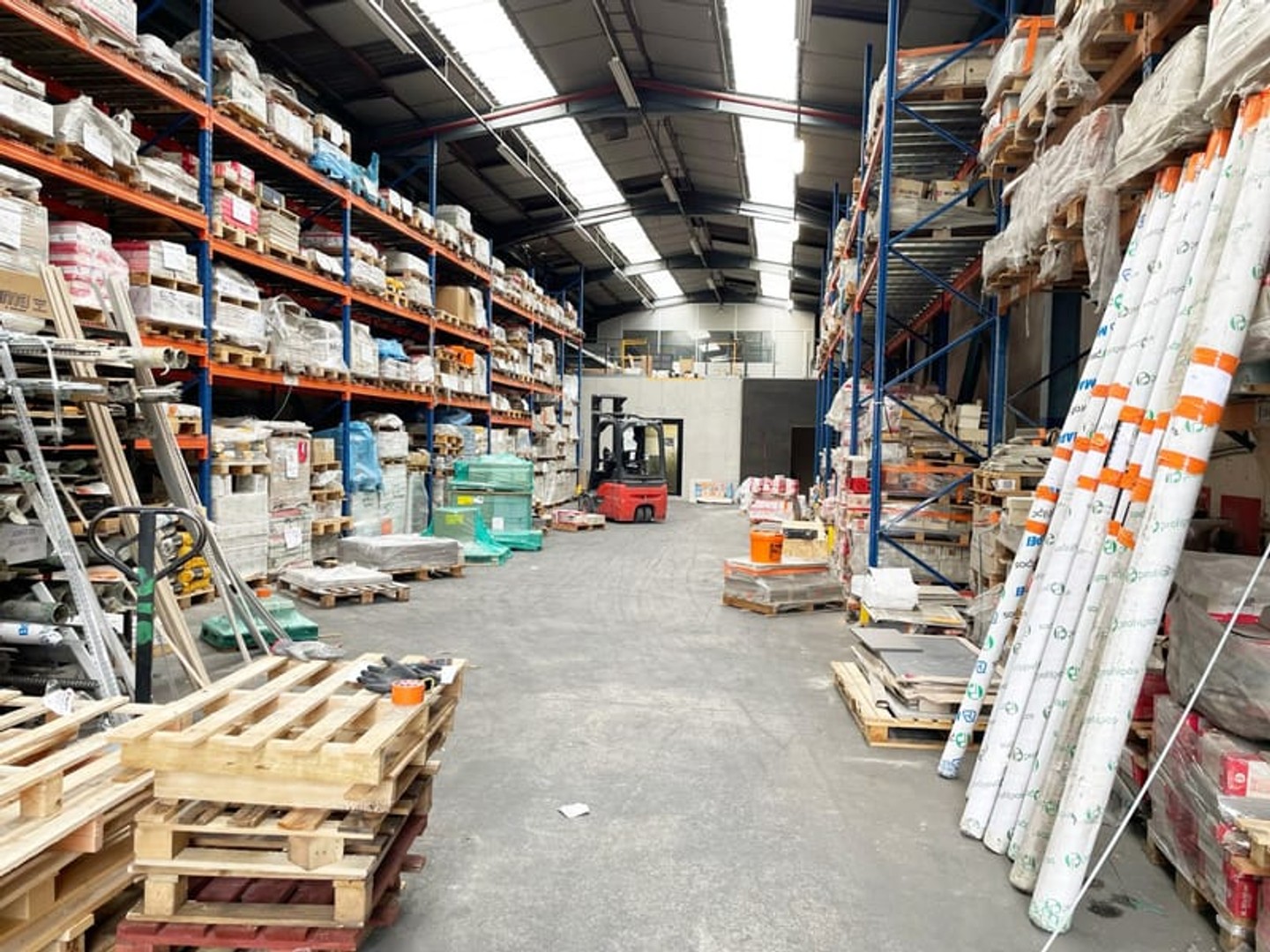 Immeuble industriel 746 m²
