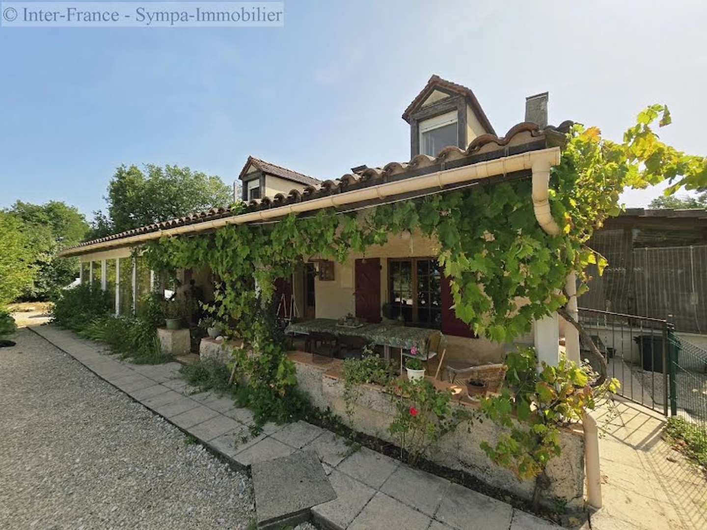 Maison à vendre - 8 pièces - 15000m2 - Miramont-De-Guyenne (47800)