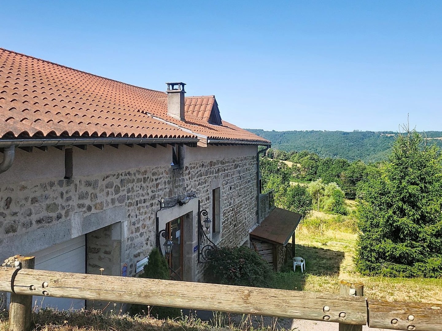 Maison à vendre - 13 pièces - 600m2 - Saint-Étienne (42230)