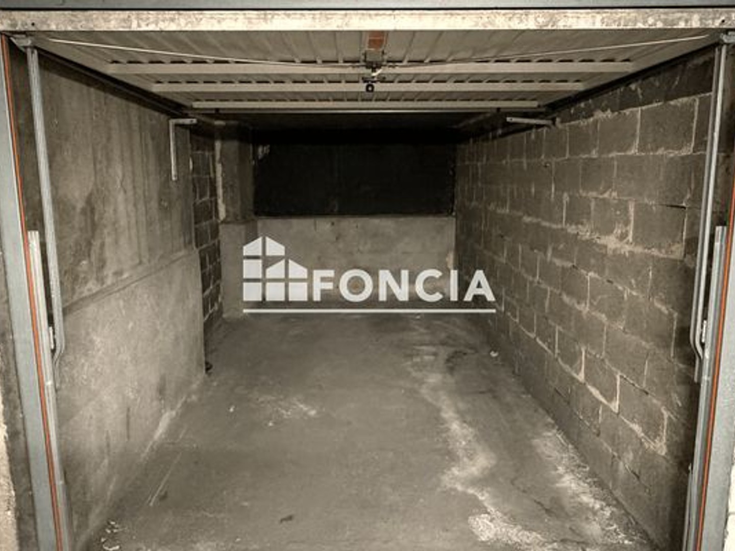Parking / garage / box à vendre - 12m2 - Nice (06200)