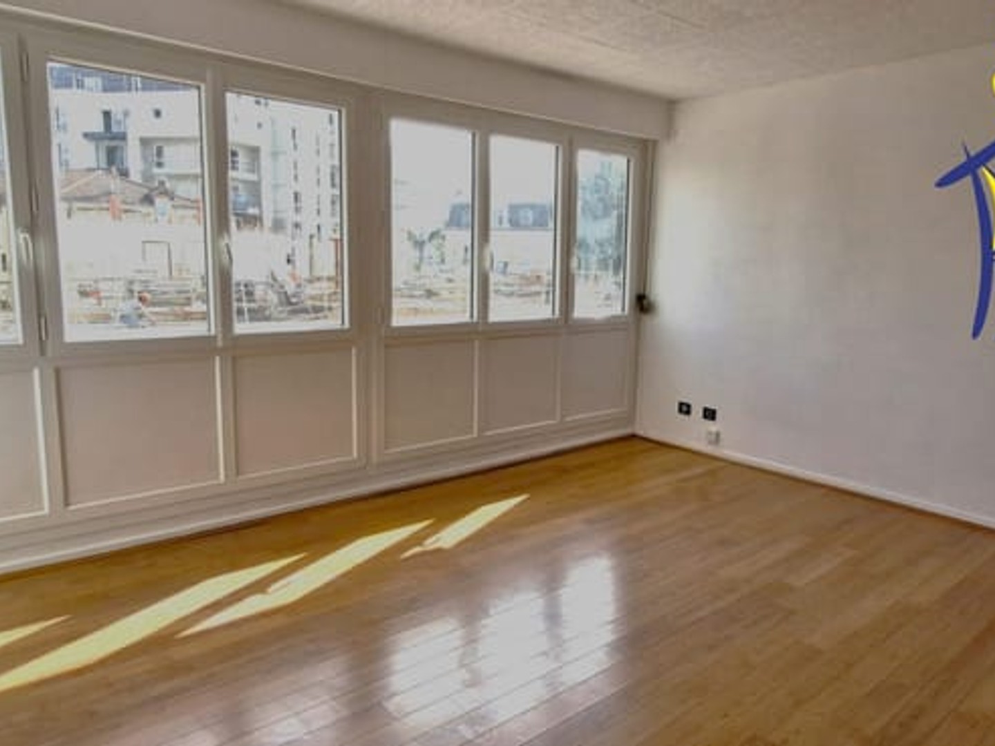 Studio 1 pièce 29 m²