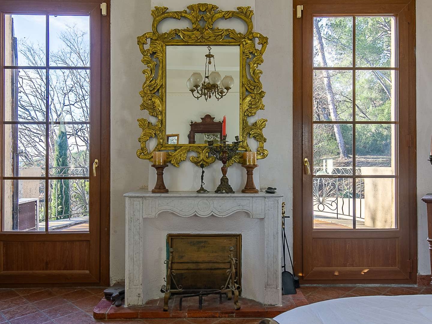 Maison à vendre - 10 pièces - 426m2 - Aix-En-Provence (13080)
