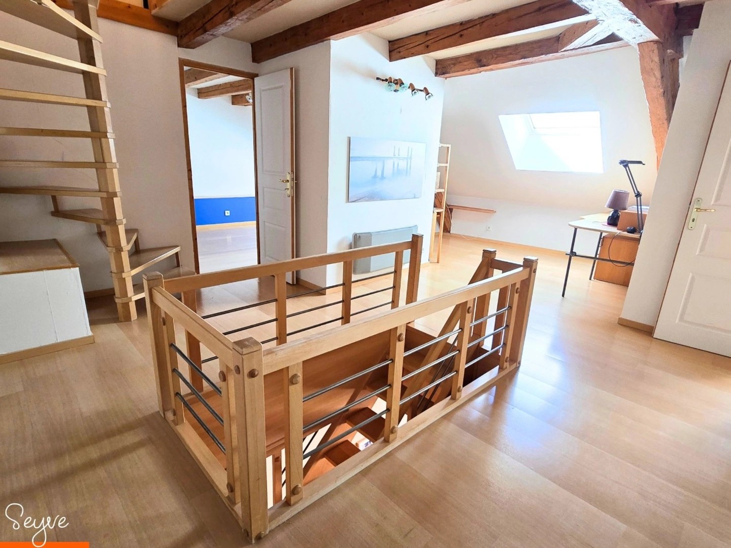Appartement à vendre - 6 pièces - 192m2 - Gex (01170)