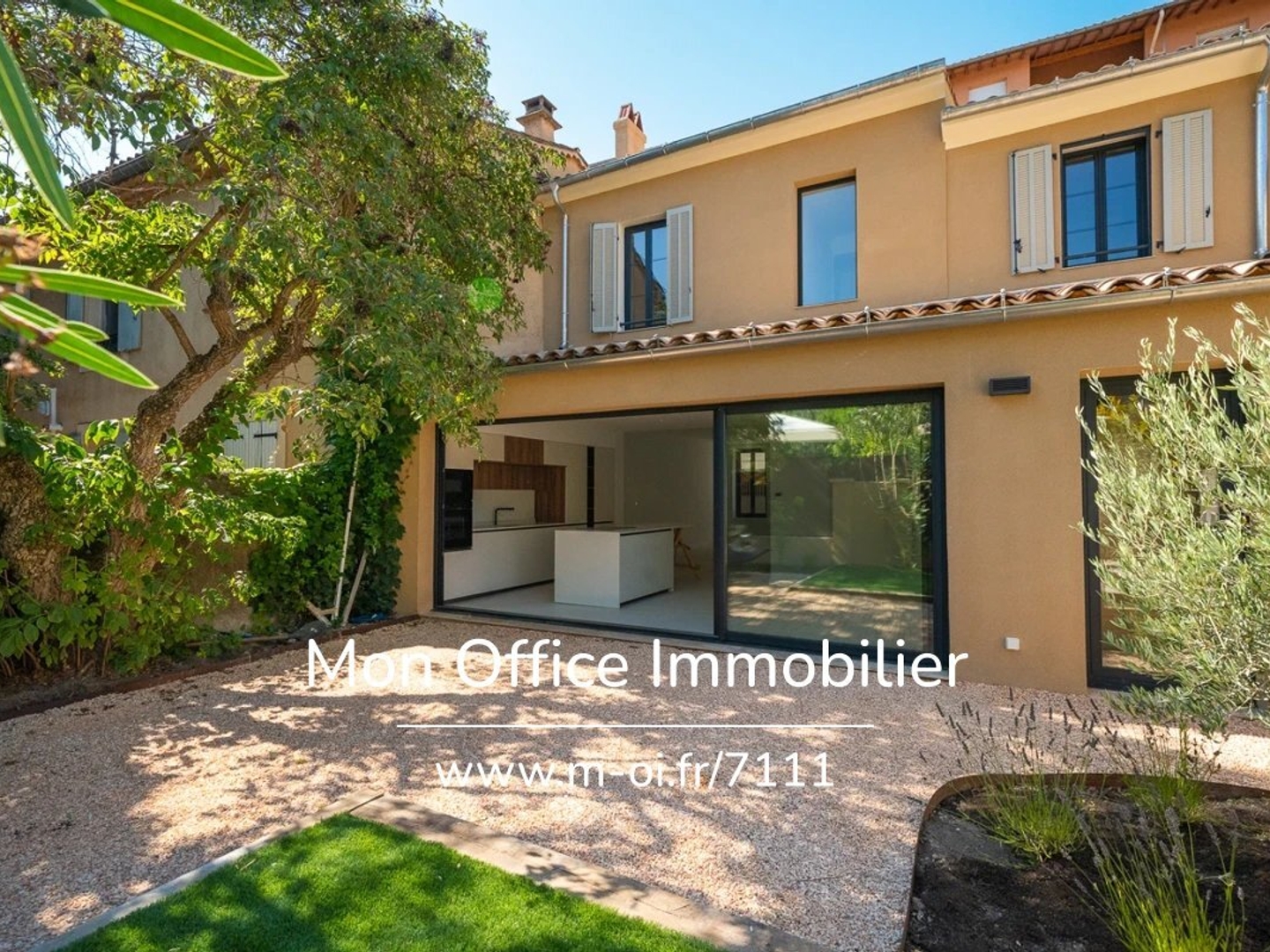 Vends appartement - 132 m² - 4 pièces, 3 chambres - Aix-en-Provence 13100