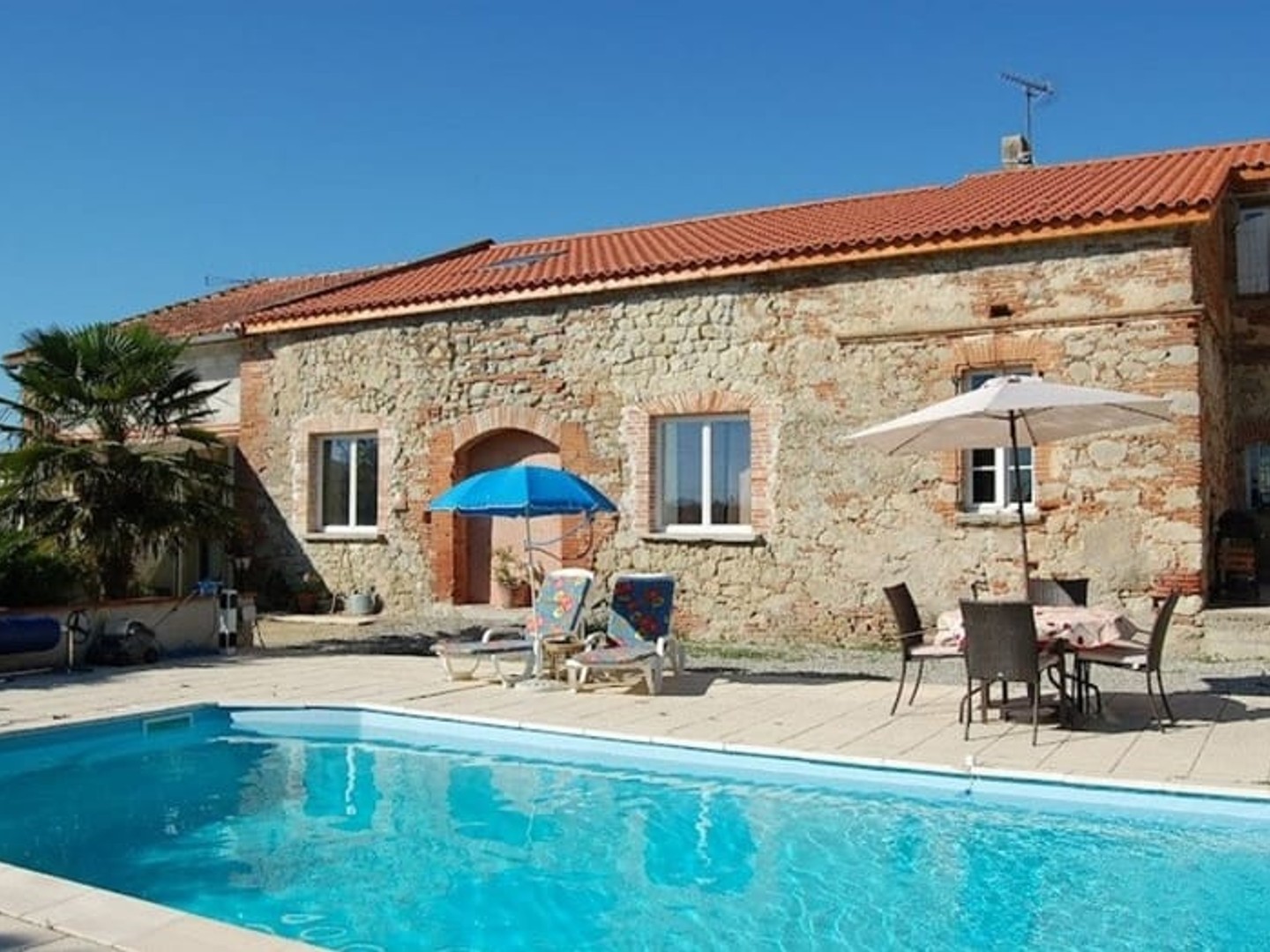 Maison à vendre - 15000m2 - Caraman (31460)
