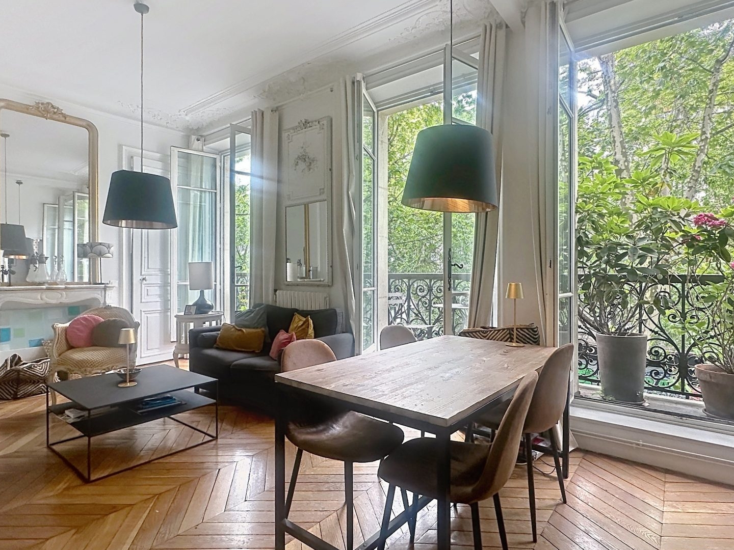 Appartement à vendre - 4 pièces - 63m2 - Paris 10e (75010)