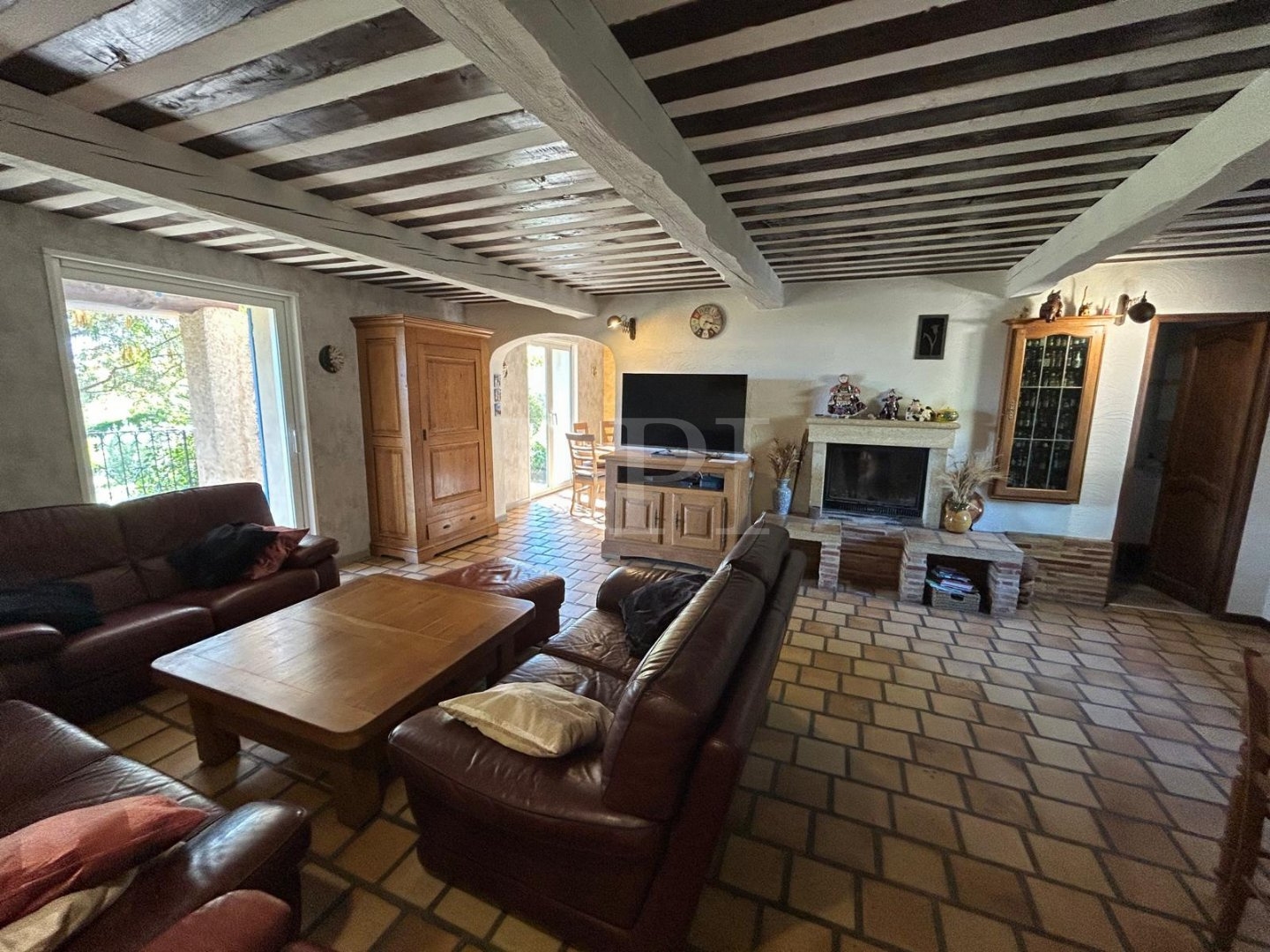 Maison à vendre - 6 pièces - 150m2 - Saint-Saturnin-Lè... (84490)