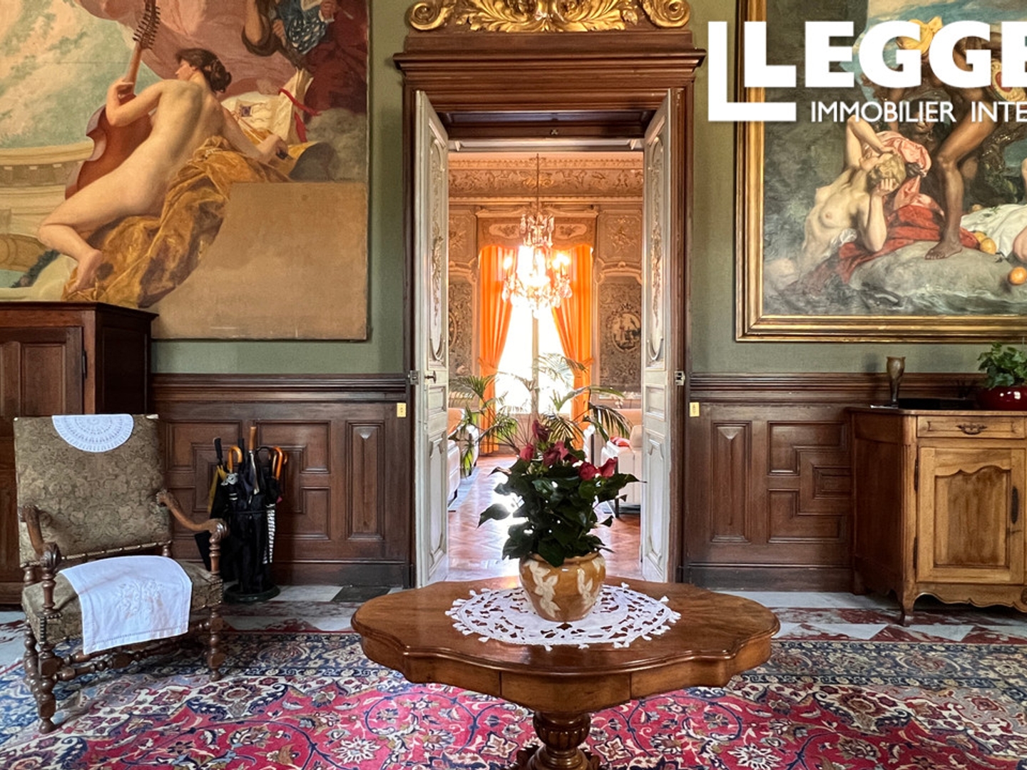 Maison à vendre - 18 pièces - 1255m2 - Jarnac (16200)