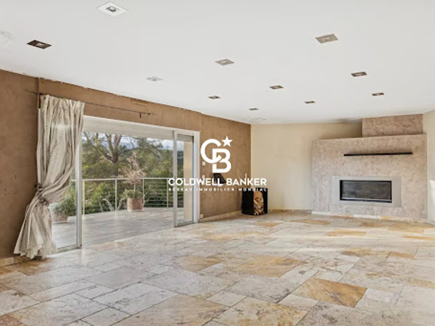 Maison à vendre - 8 pièces - 430m2 - Roquefort-Les-Pins (06330)