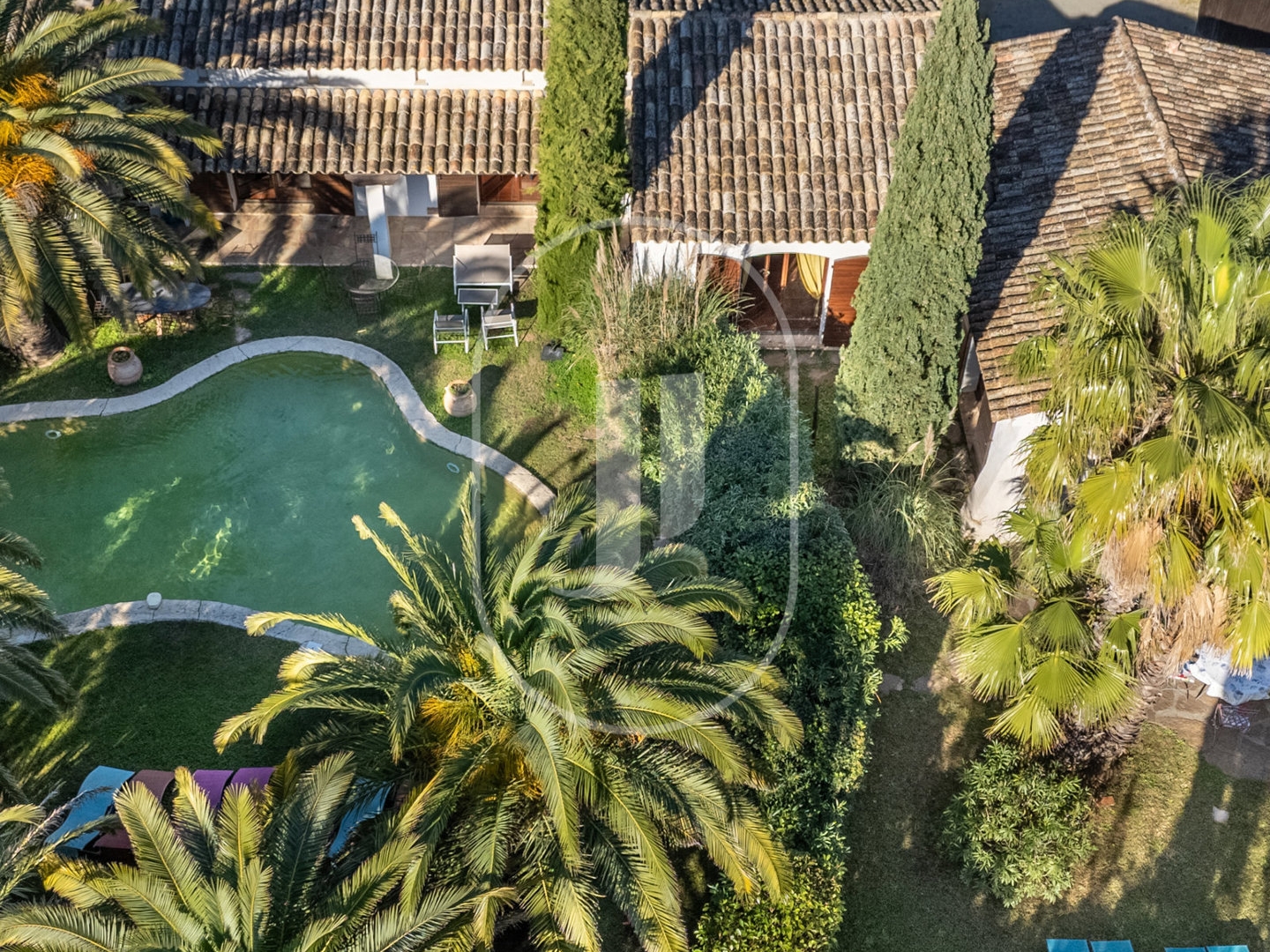 Maison à vendre - 7 pièces - 235m2 - Grimaud (83310)